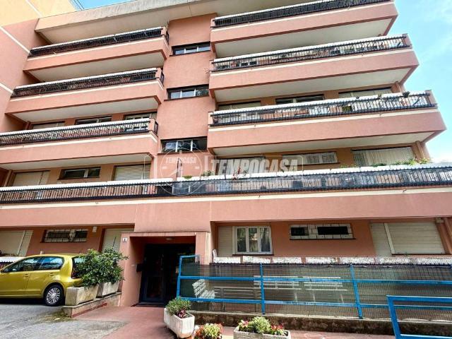 Appartamento in vendita a Genova GE