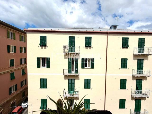 Appartamento in vendita a Genova GE