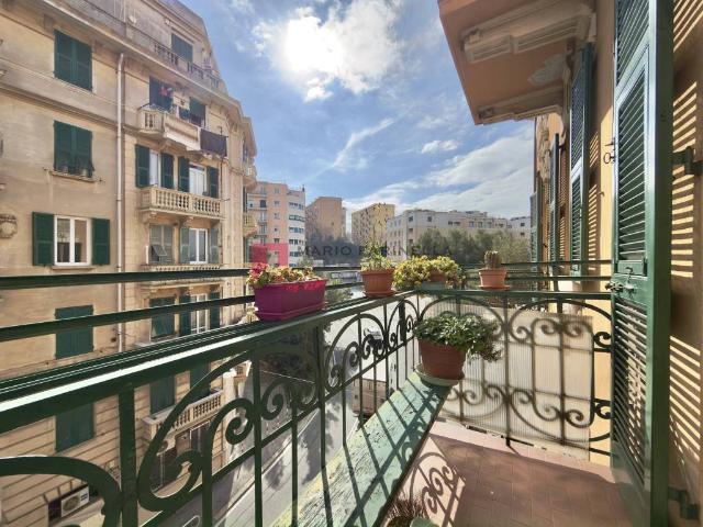 Appartamento in vendita a Genova GE