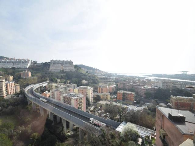 Appartamento in vendita a Genova GE