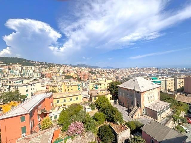 Appartamento in vendita a Genova GE