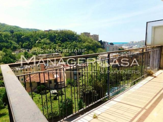 Appartamento in vendita a Genova GE