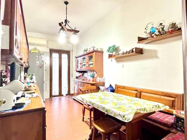 Appartamento in vendita a Genova GE