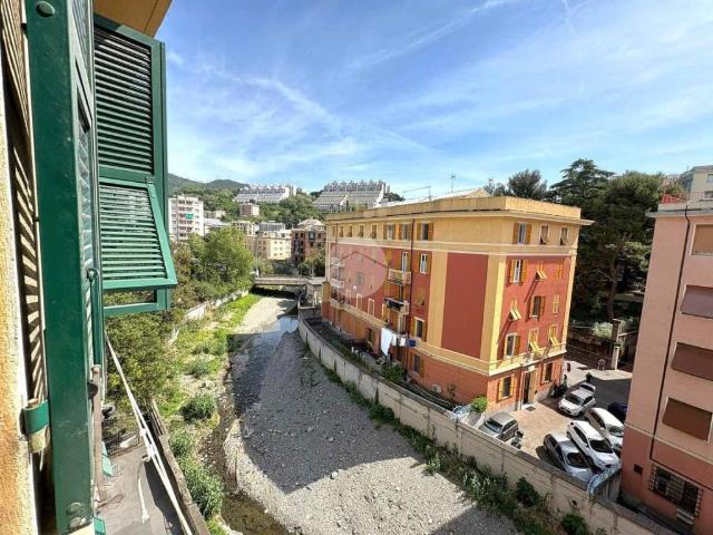 Appartamento in vendita a Genova GE