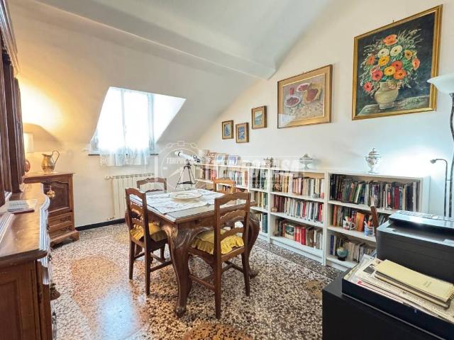 Appartamento in vendita a Genova GE