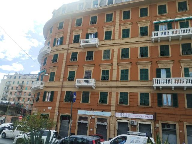 Appartamento in vendita a Genova GE