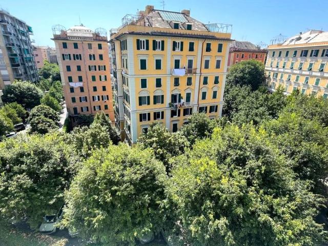 Appartamento in vendita a Genova GE