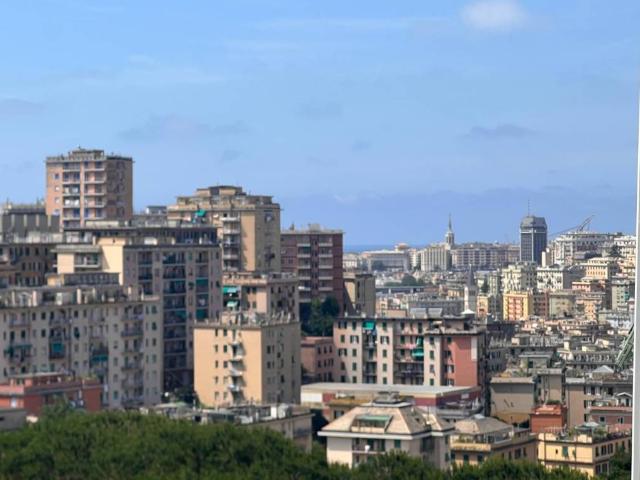 Appartamento in vendita a Genova GE