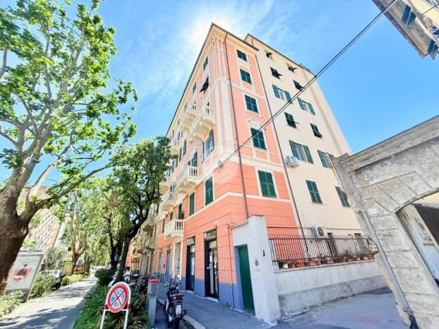 Appartamento in vendita a Genova GE