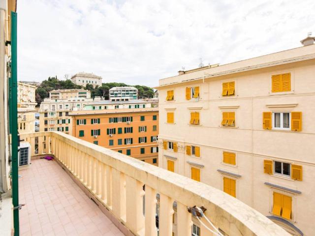 Appartamento in vendita a Genova GE