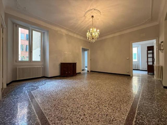 Appartamento in vendita a Genova GE