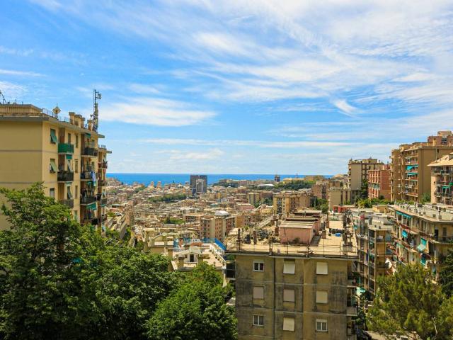 Appartamento in vendita a Genova GE