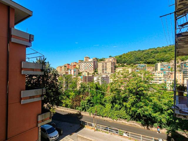 Appartamento in vendita a Genova GE