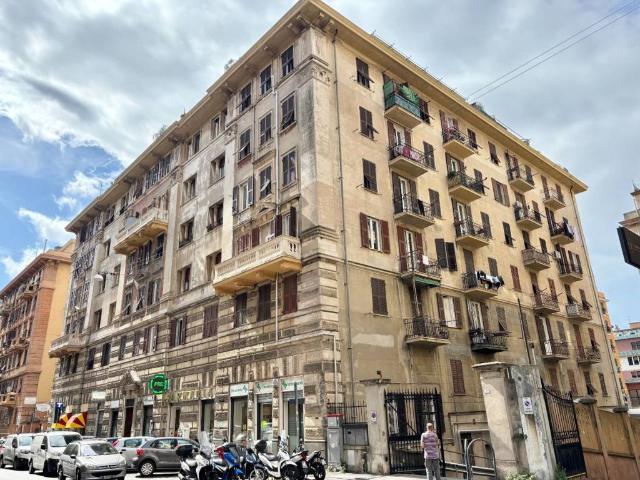 Appartamento in vendita a Genova GE
