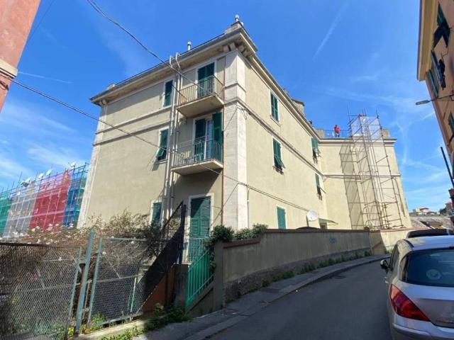 Appartamento in vendita a Genova GE