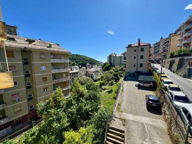 Appartamento in vendita a Genova GE