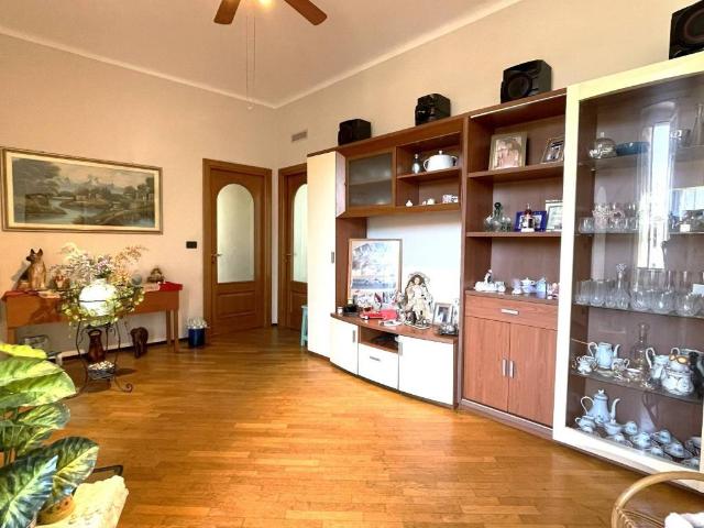 Appartamento in vendita a Genova GE