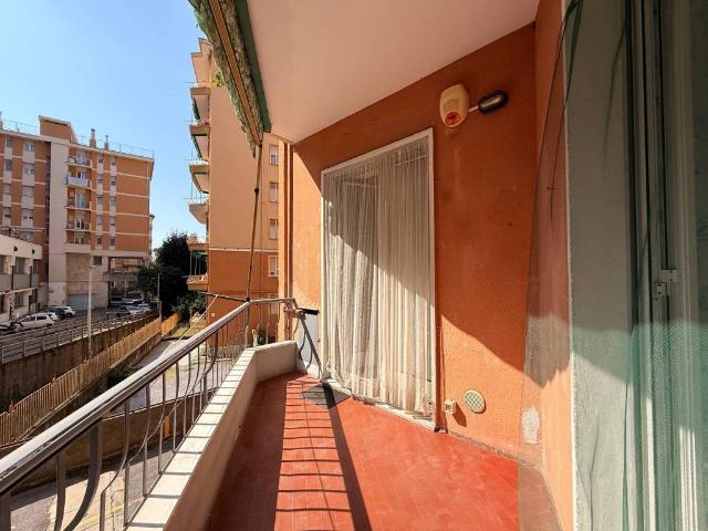 Appartamento in vendita a Genova GE