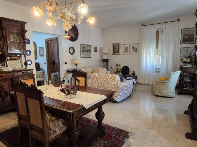 Appartamento in vendita a Genova GE