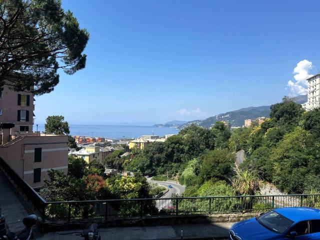 Appartamento in vendita a Genova GE
