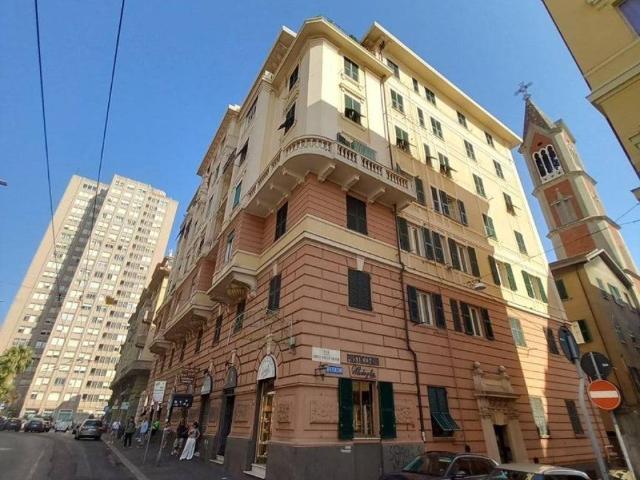 Appartamento in vendita a Genova GE