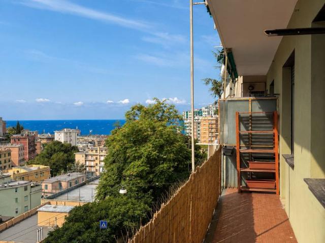 Appartamento in vendita a Genova GE