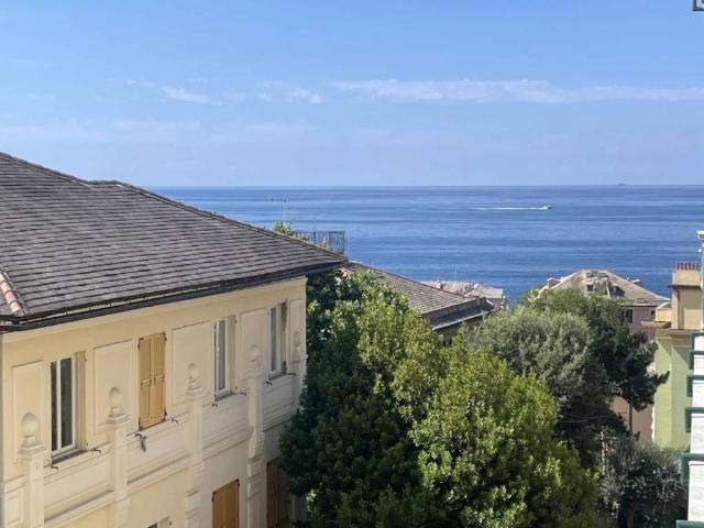 Appartamento in vendita a Genova GE