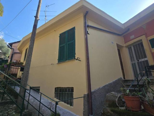 Appartamento in vendita a Genova GE