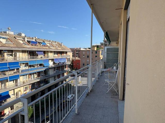 Appartamento in vendita a Genova GE