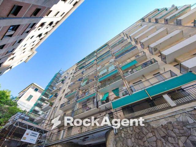 Appartamento in vendita a Genova GE