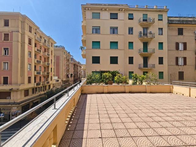 Appartamento in vendita a Genova GE