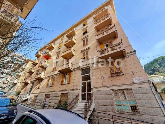 Appartamento in vendita a Genova GE