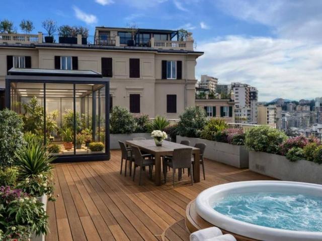 Appartamento in vendita a Genova GE
