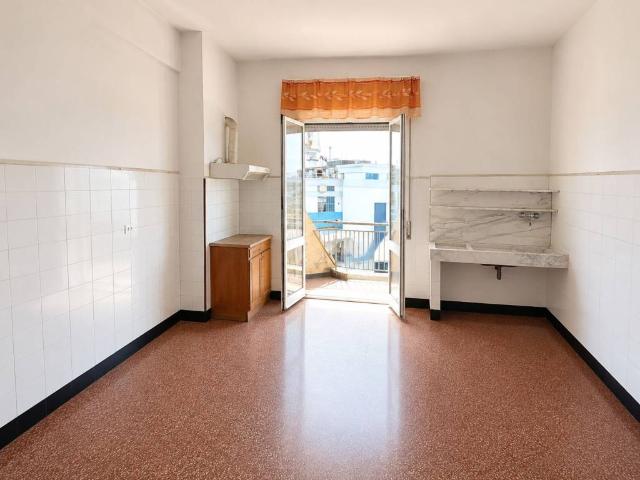 Appartamento in vendita a Genova GE