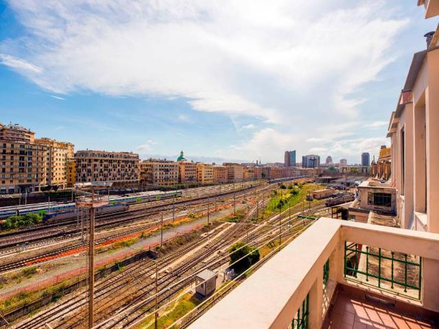 Appartamento in vendita a Genova GE