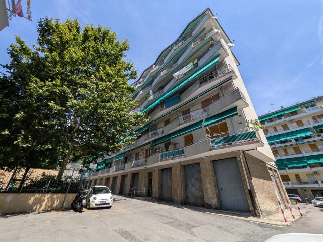 Appartamento in vendita a Genova GE