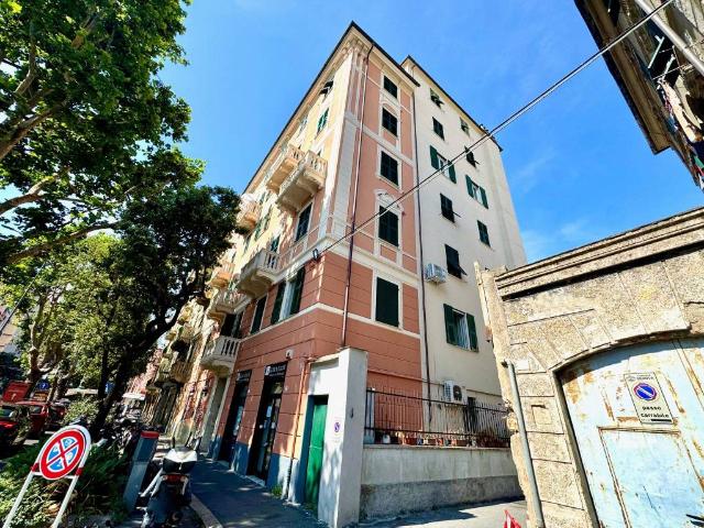 Appartamento in vendita a Genova GE