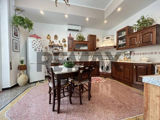 Appartamento in vendita a Genova GE