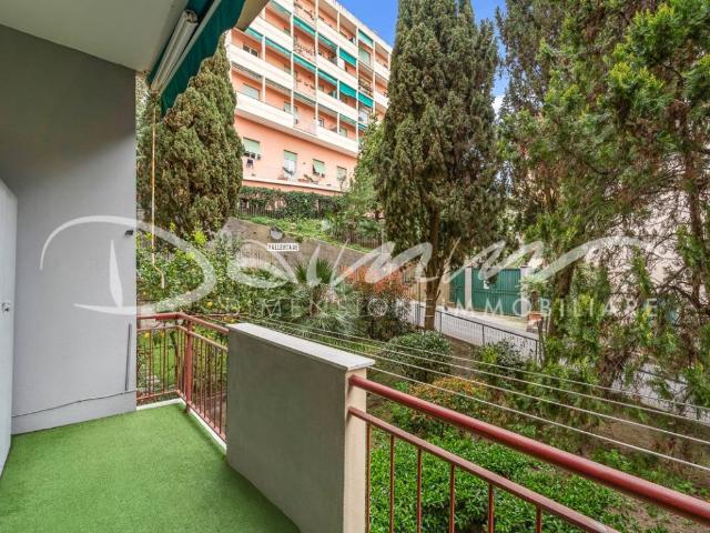 Appartamento in vendita a Genova GE