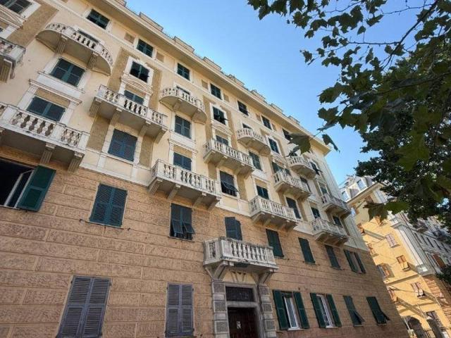 Appartamento in vendita a Genova GE