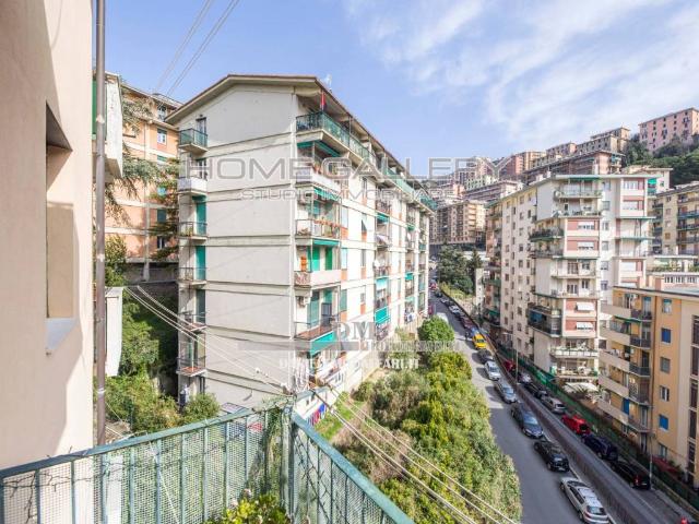 Appartamento in vendita a Genova GE