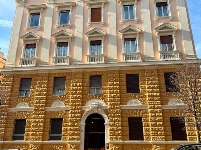 Appartamento in vendita a Genova GE