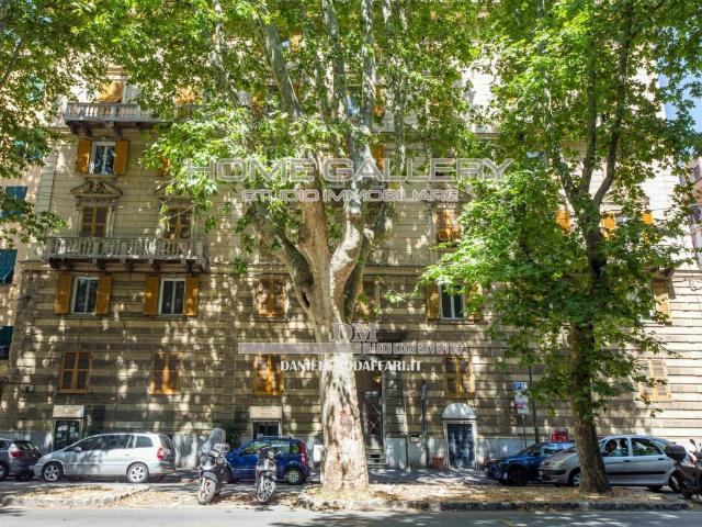 Appartamento in vendita a Genova GE