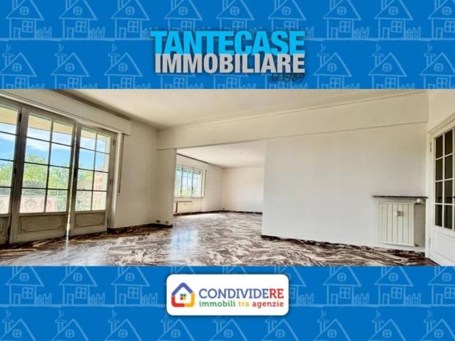 Appartamento in vendita a Genova GE