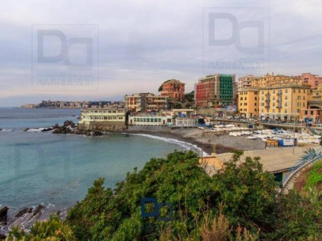 Appartamento in vendita a Genova GE