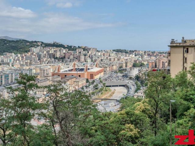 Appartamento in vendita a Genova GE