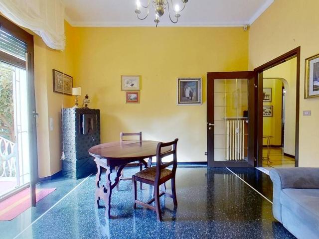 Appartamento in vendita a Genova GE