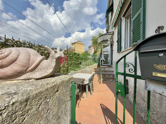 Appartamento in vendita a Genova GE