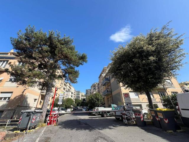 Appartamento in vendita a Genova GE