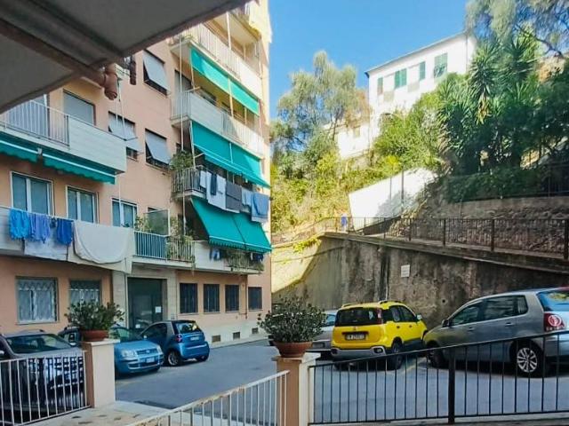 Appartamento in vendita a Genova GE